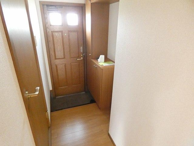 ピュアハウスⅠ（103） 玄関