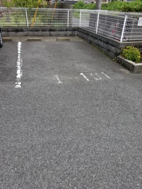 アーバンハイツⅠ（204） 駐車場
