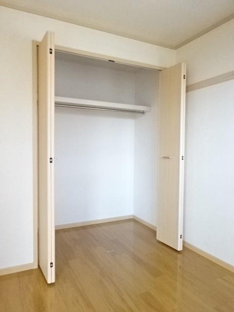 エルディム岡田（201） 収納