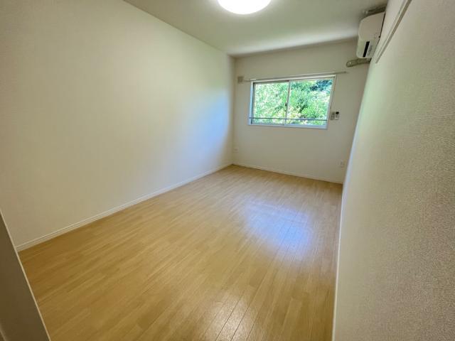シンフォニーヒルズ 部屋画像