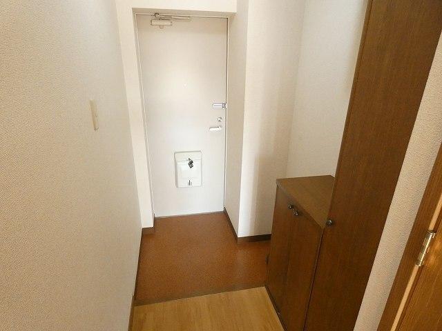 ファミール旭ケ丘Ⅰ（202） 玄関