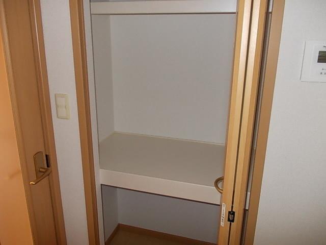 プレッソ前野　Ⅰ（102） 収納