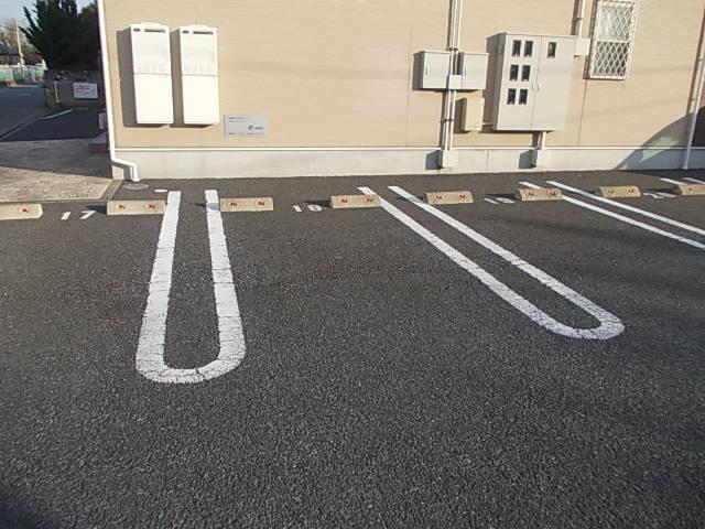 プレッソ前野　Ⅰ（102） 駐車場