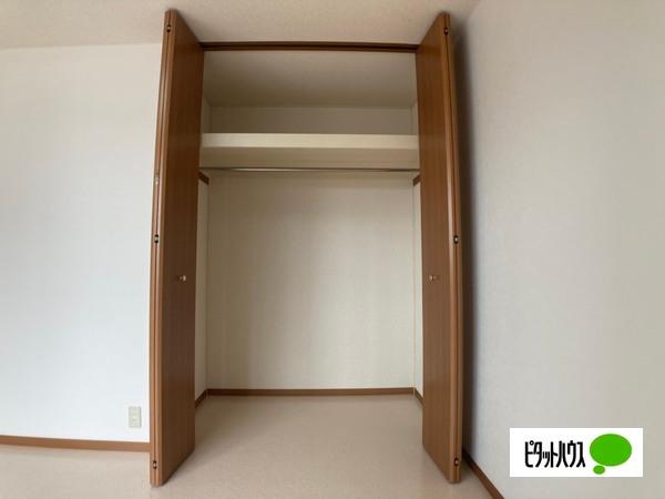 ニューポート参番館（102） 収納