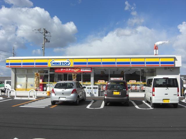 ミニストップ神栖知手中央店：247m