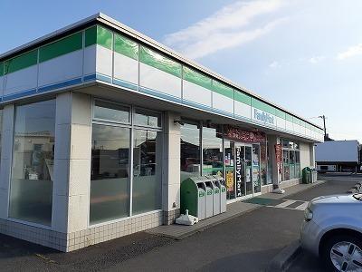 ファミリーマート：1200m