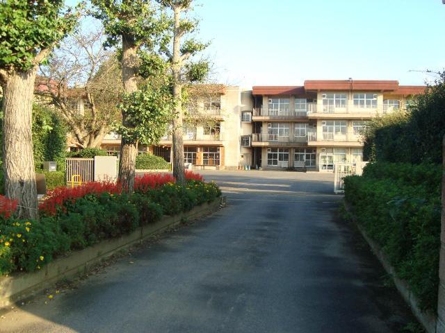鹿嶋市立鉢形小学校：1190m