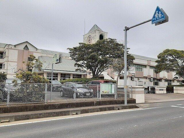 神栖市立横瀬小学校：1600m