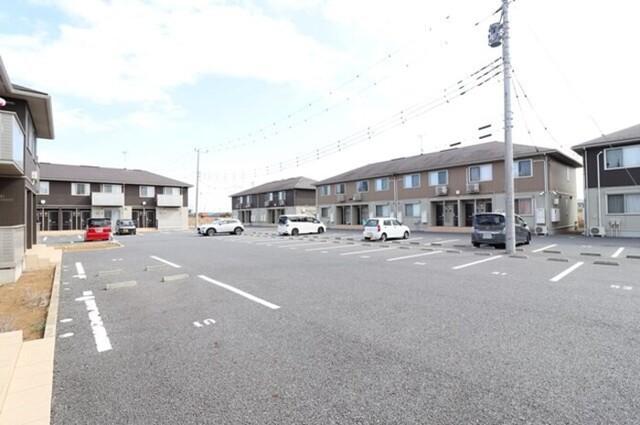 グラマードマレⅢ　Ｄ（103） 駐車場