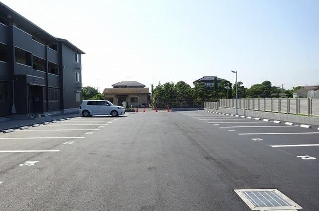サンク・レーブ　A（103） 駐車場