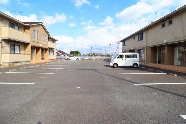 サウス・クレスト　B（103） 駐車場