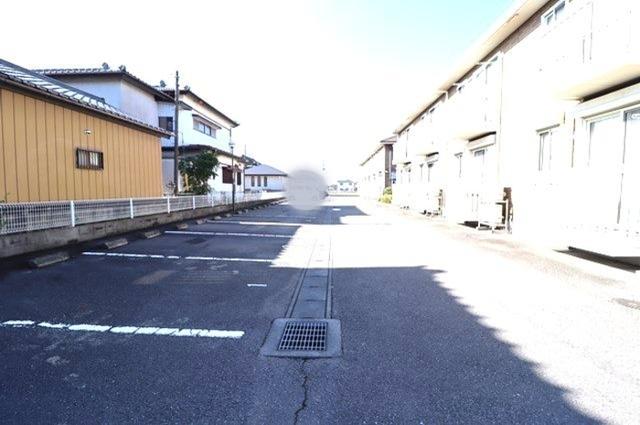 サングリエ　A（105） 駐車場