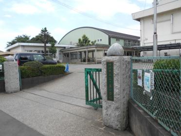 所沢市立三ケ島小学校：1442m