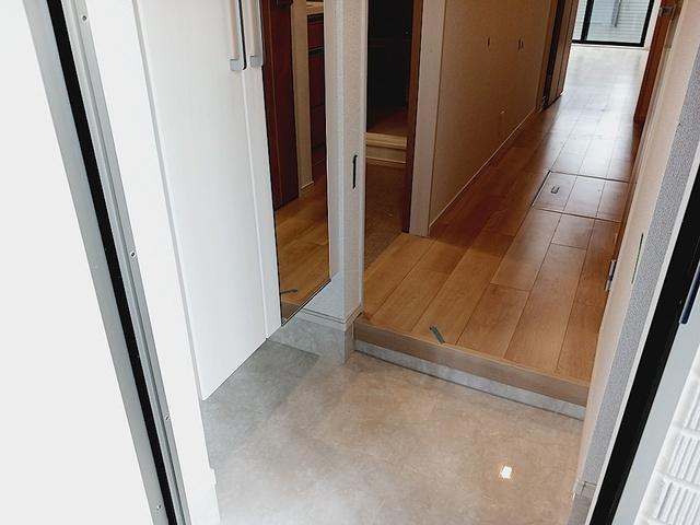 オークランドコーポ（103） 玄関