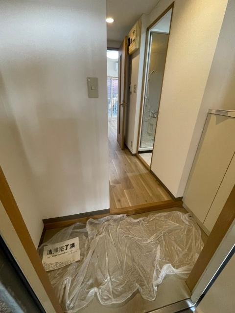 チャールストンハウス（101） 玄関