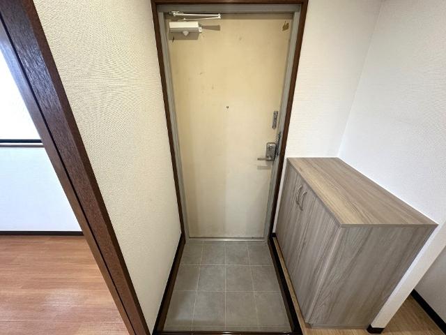 ハイネスたき（301） 玄関