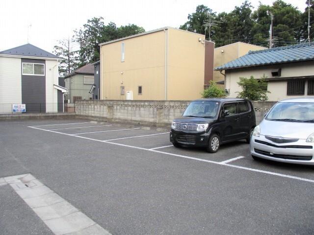 ステイタスⅠ（102） 駐車場
