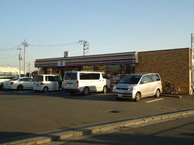 セブンイレブン東所沢駅前店：1501m