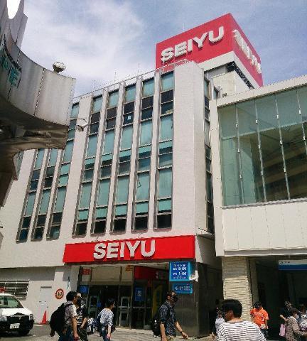 西友所沢駅前店：803m