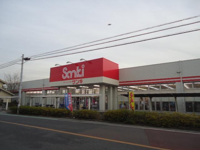 サンキ所沢店：1994m