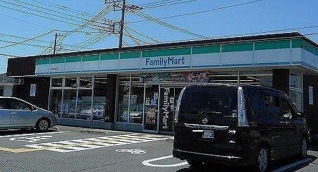 ファミリーマート 入間下藤沢店：450m
