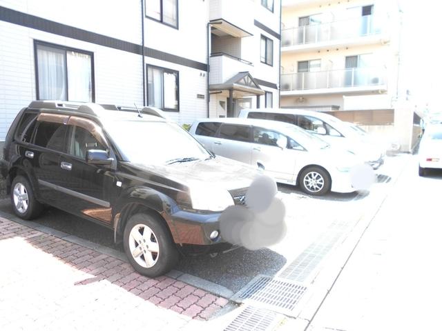 トリヴァンベール小手指（103） 駐車場