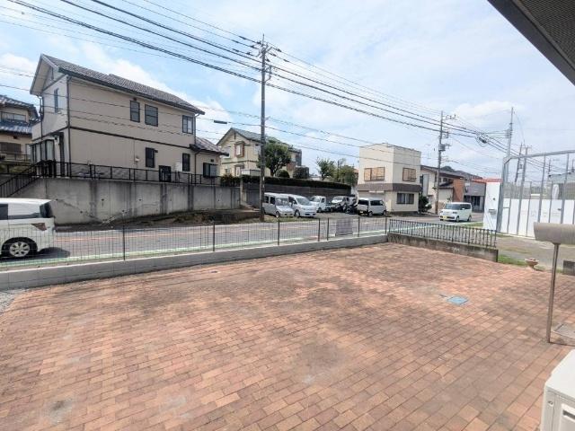 北野3-34-3貸家 駐車場