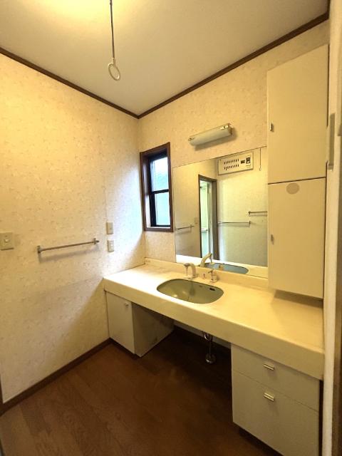 小手指元町1丁目　中古戸建 洗面