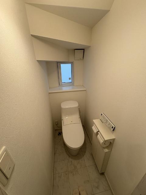 小手指元町3丁目中古戸建 トイレ