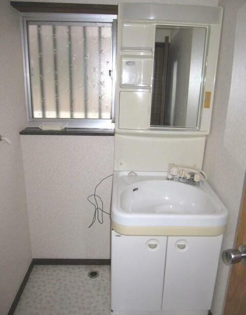 小手指南4丁目　中古戸建 洗面