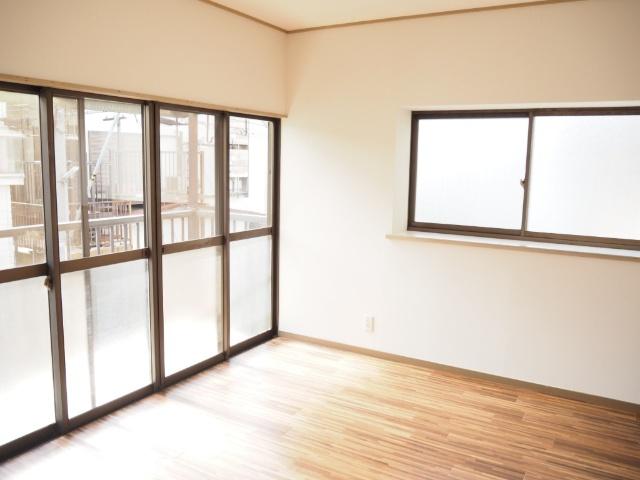 西狭山ヶ丘1丁目　中古戸建 リビング