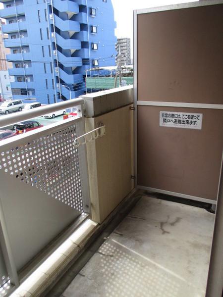 草加市氷川町マンション バルコニー