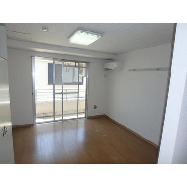 草加市草加マンション リビング