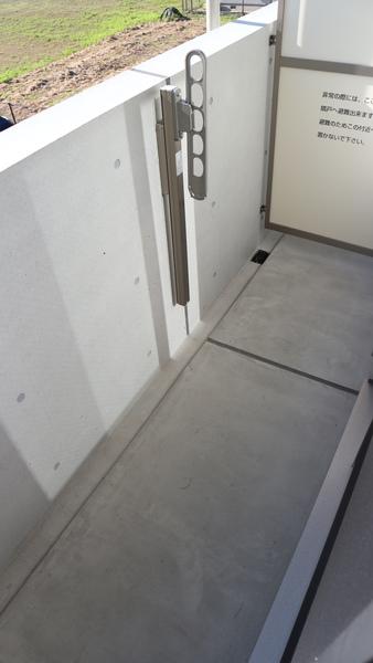 草加市谷塚マンション バルコニー