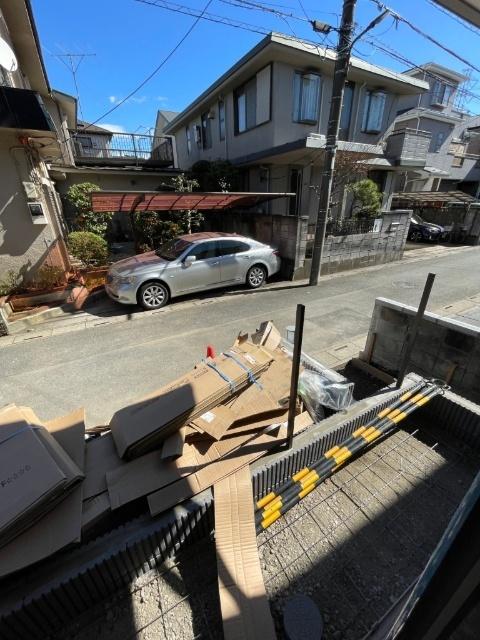 草加市手代アパート バルコニー