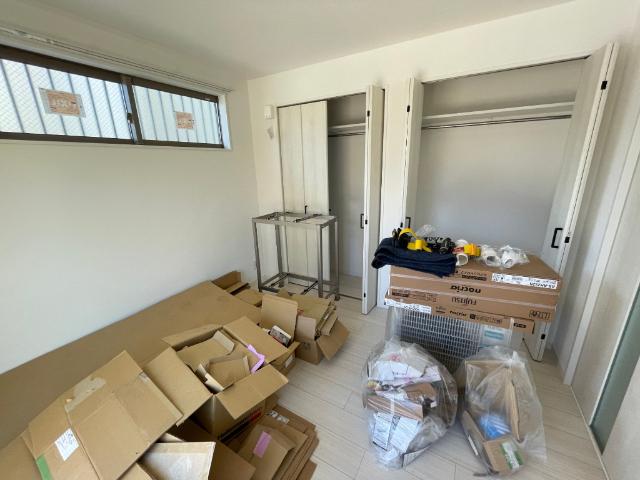 草加市手代アパート 収納