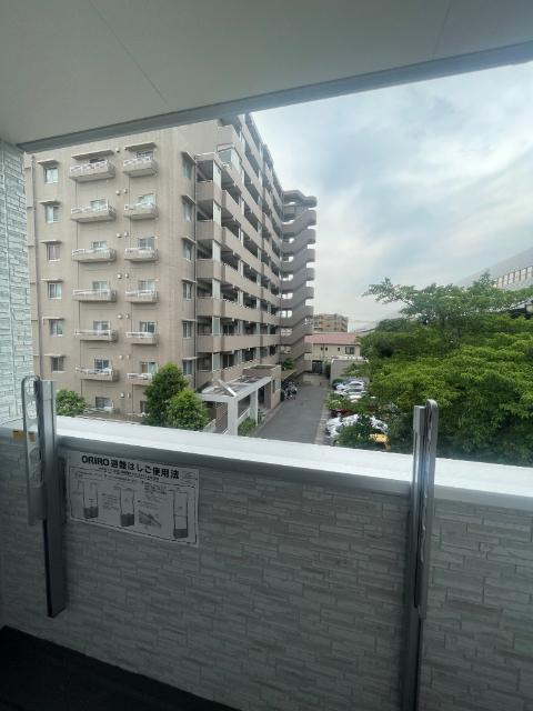リーブルファイン獨協大学前　2号棟（301） バルコニー