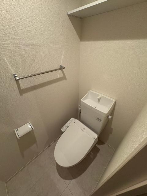草加市谷塚町アパート トイレ