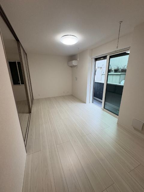 草加市谷塚町アパート リビング