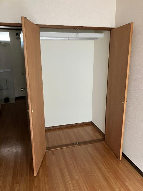 フローラ谷塚（206） 収納