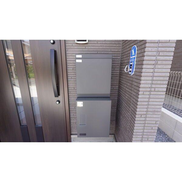 草加市金明町貸家（A） 玄関