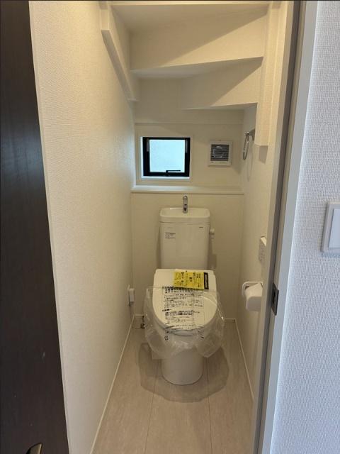 草加市谷塚上町一戸建 トイレ