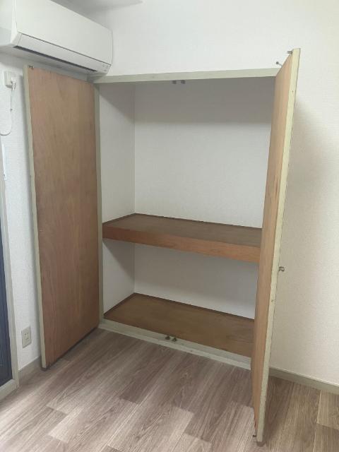 ブルーウッド草加（102） 収納