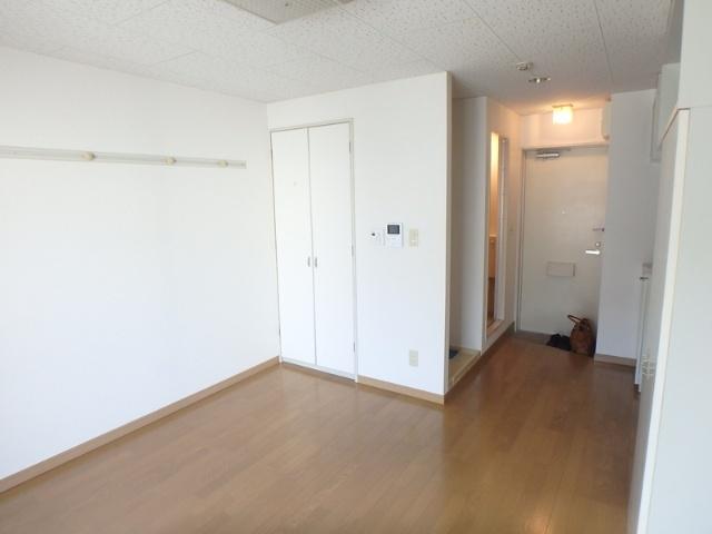 草加市草加マンション リビング