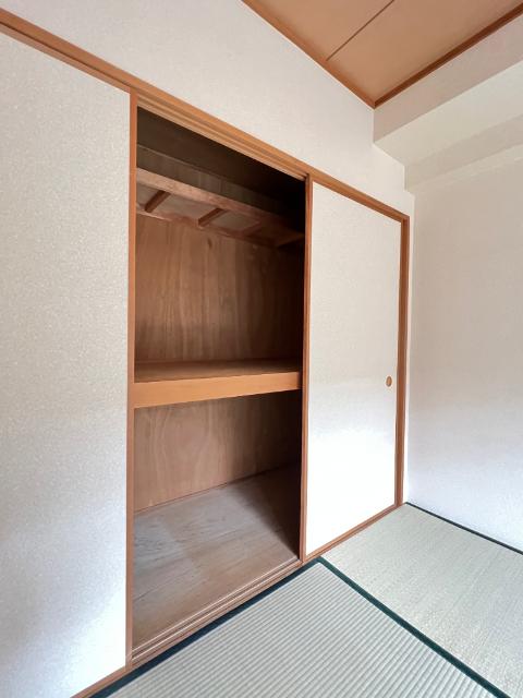 草加市住吉マンション 収納