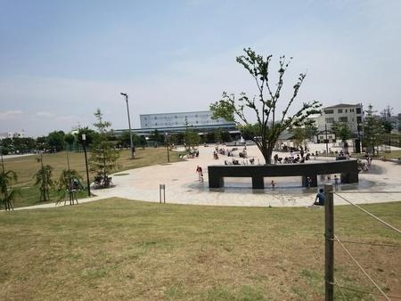 綾瀬川左岸防災公園：445m