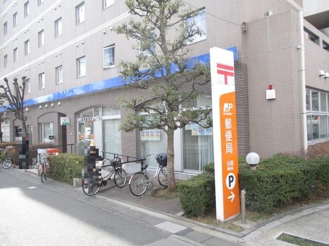 谷塚郵便局：677m