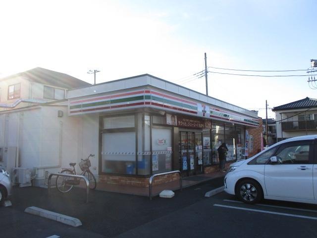 セブンイレブン草加新栄町店：550m