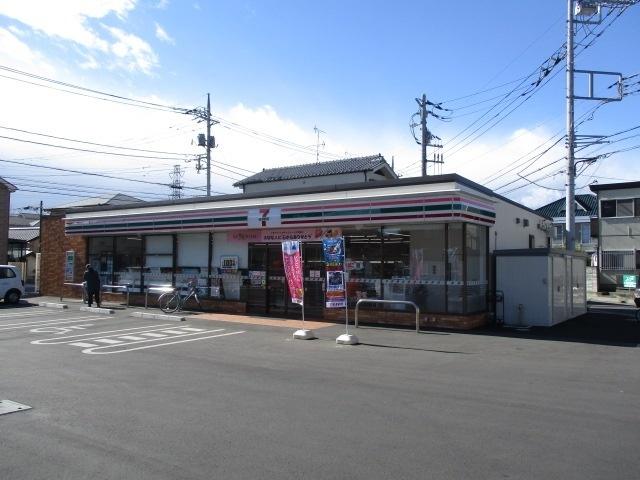 セブンイレブン草加氷川町南店：217m