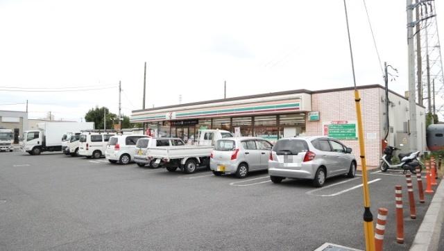 セブンイレブン草加柳島南店：524m